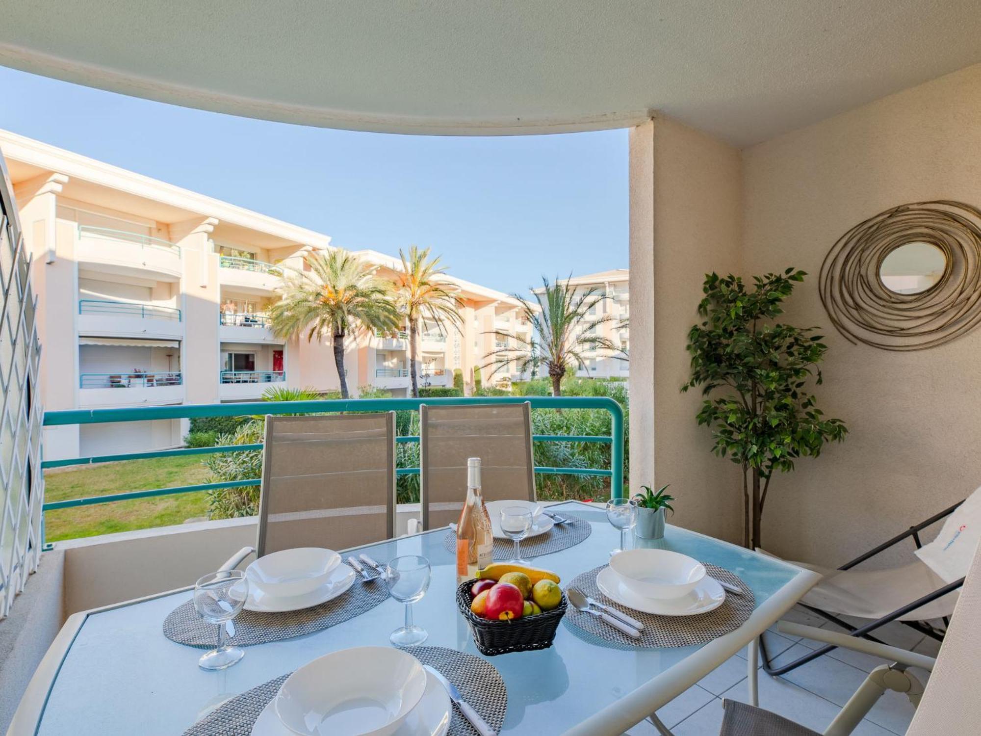 Apartment Le Cesaree-5 By Interhome Fréjus 外观 照片