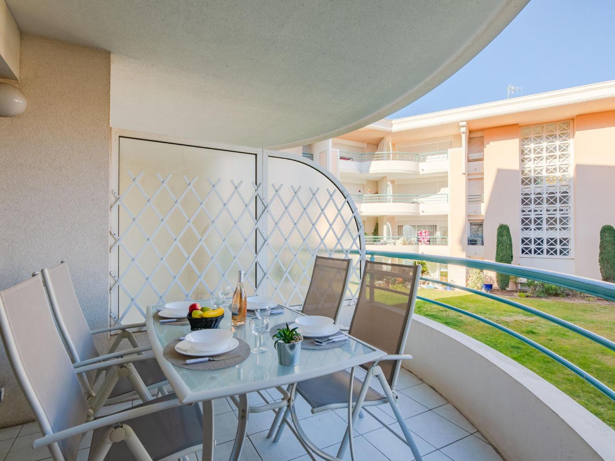 Apartment Le Cesaree-5 By Interhome Fréjus 外观 照片